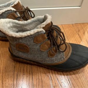 Womens Out and About Sorel Boots size 10